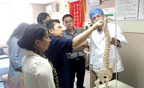 印度尼西亞、雅加達等中醫(yī)生來北京學習考察