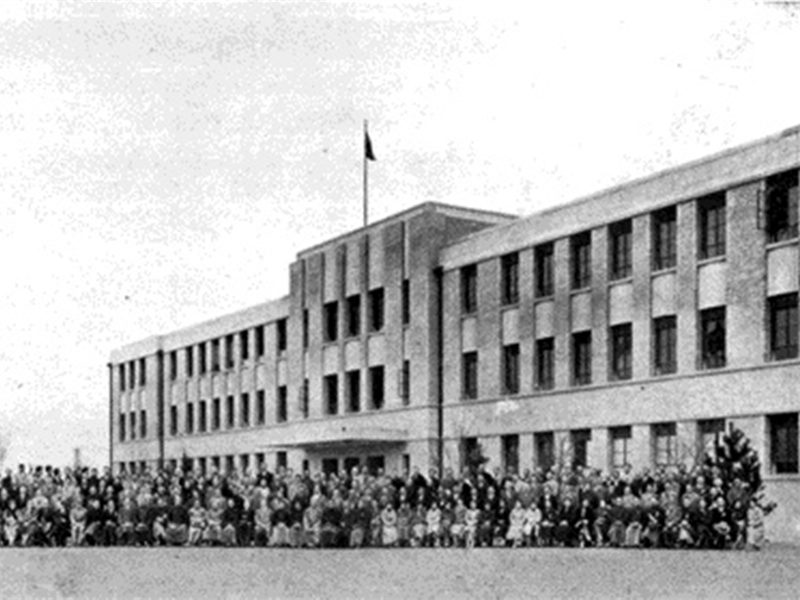 1928年設(shè)立衛(wèi)生部，建立中央醫(yī)院